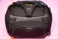 Povoljno prodajem Vanguard Xcenior 36 Laptop Shoulder Bag Black