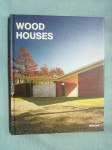 Drvene kuće – knjiga na engleskom jeziku