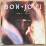 Bon Jovi – 7800° Fahrenheit