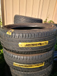 Gume Bridgestone 215/60/17 ljetna 2 kom.dot 18