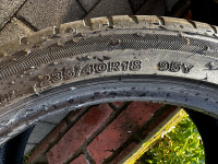 Gume Bridgestone 235/40/18 zimska 2 kom.