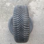 Gume Hankook 195/60/15 zimska 1 kom.