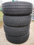 Gume Pirelli 215/65/16 C zimska 4 kom.