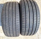 Gume ljetne 2komada marke GoodYear 225/45/17 kao nove