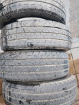 Kombi Gume Bridgestone 215/65/16 ljetna 4 kom.