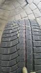 Nokian 245/40/18