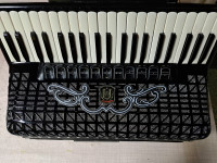 Hohner atlantic IV N delux.120 b.