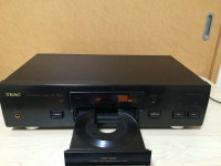 CD Plaxer   TEAC   CD-P3400    1 bitni