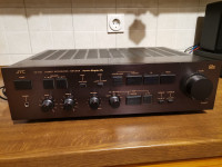 JVC AX-700