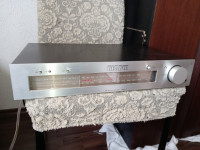 LUXMAN T2