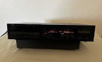 TUNER YAMAHA  STEREO DIGITAL TX 530 RS