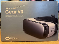 Samsung Gear VR SM-R322 powered by Oculus