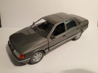 1:25 Ford Scorpio Sedan, sivi model