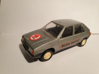 1:28 Škoda Favorit 136L, sivi model