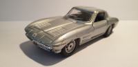 1:39 Chevrolet Corvette (1963.) Maisto