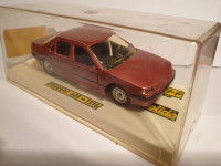 1:43 Peugeot 605, tamnoroze-metalik model