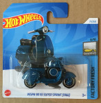 Hot Wheels motor Vespa 90 SS Super Sprint 1966 crveni