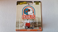 Hot Wheels PREMIUM SNOOPY