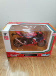 Maketa Makeda motora Honda CBR1000RR-R Fireblade SP, 1:12, novo!