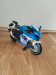 Maketa motora Suzuki GSX-R1000R ECSTAR, 1:12, novo!