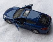 PORSCHE PANAMERA TURBO 1/43