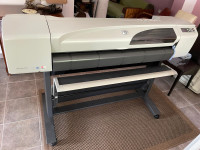 Ploter HP designjet 500ps 42 in, 2 kompleta tonera, 1 komplet glava