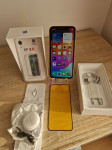 iPhone Xr Coral 64GB, nova OEM baterija i bt slušalice