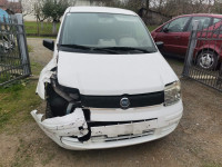 Fiat Panda 1,2 KARAMBOL/OŠTEĆEN, ZA UVOZ (cca 300 e)  131000km