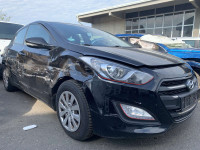 HYUNDAI I 30 2015 GODINA DIZEL ZA DIJELOVA DIJELOVI