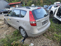 Hyundai i30 SW  Karavan 1,6 CRDi Rabljeni Dijelovi