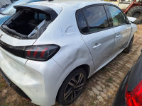 Peugeot 208 1,2,dijelovi