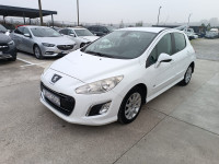 Peugeot 308 1,6 e-HDi 2012god reg 3/025 ostećen u voznom stanju prodaj