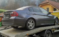 Bmw e90 zadnja hauba