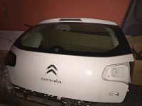 Citroen C3 stražnja hauba