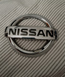 Nissan Znak Emblem