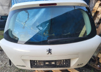 Peugeot 207 zadnja hauba gepek vrata