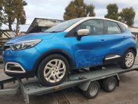 Renault Captur dCi 90 --------------dijelovi limarije-----------------