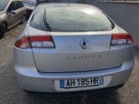 Renault Laguna 3 1,5 dCi ---------stražnja hauba----------------------