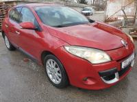 Renault Megane 1,5 dCi 2009.g. ---------prednja hauba-----------------