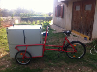 Mobilni kiosk-kuhinja / tricikl