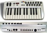 2-in-1 portable MIDI klavijatura / zvučna kartica M-Audio Ozone