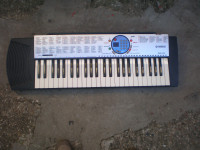 Klavijatura YAMAHA PSR-125