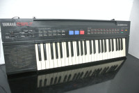 Klavijature Yamaha PSR-7,potpuno ispravno sa adapterom