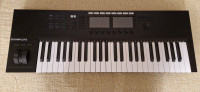 Komplete kontrol s 49 mk2 stanje kao novo 250 e