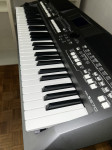 Yamaha PSR - 670