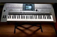 Yamaha PSR S710