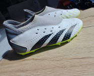 Kopačke Adidas predator broj 35