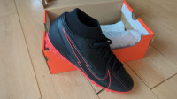 Nove nike tenisice za nogomet, 38 / New nike soccer shoes, size 38