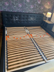 Bracni krevet-okvir s podnicama prodajem za 50 €