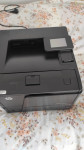 HP laserski printer